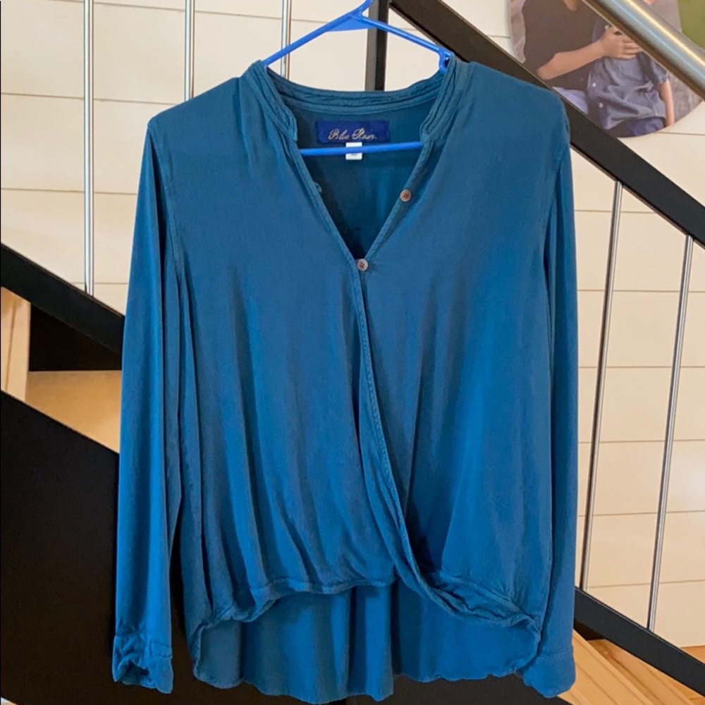 Long sleeved blouse